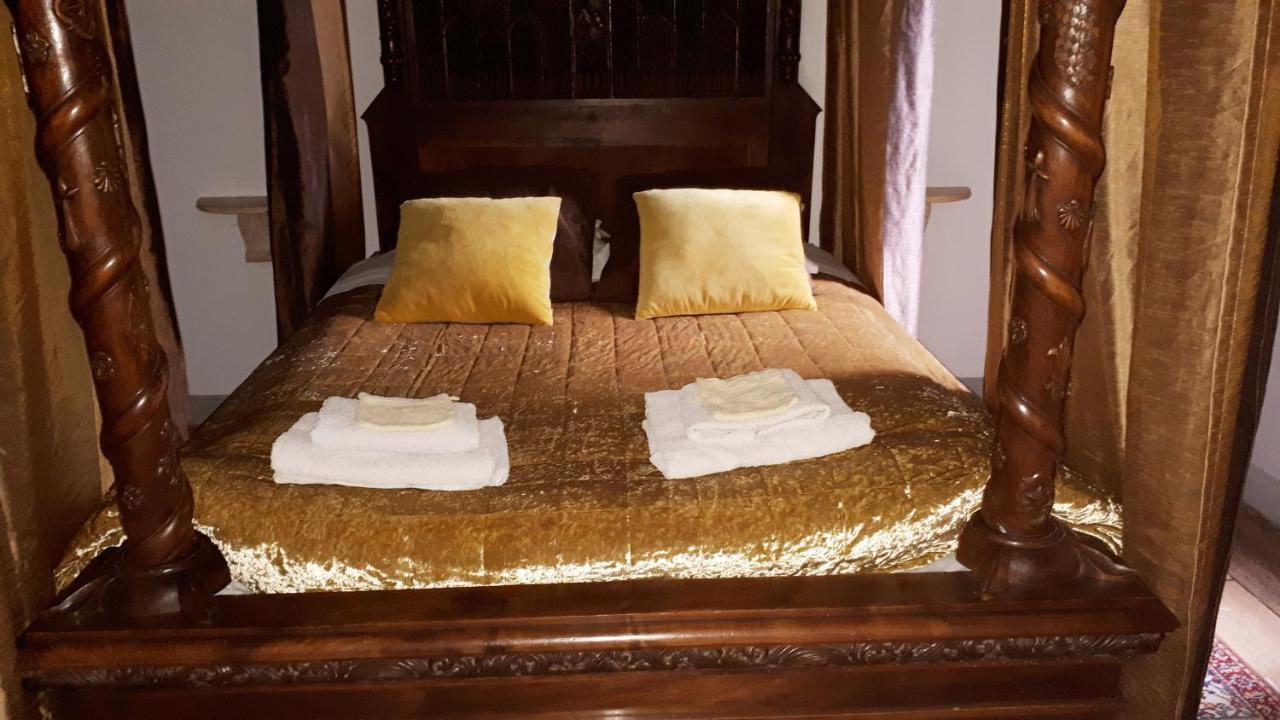 Bed and Breakfast La Cure Du Maine Charles Birac  Esterno foto